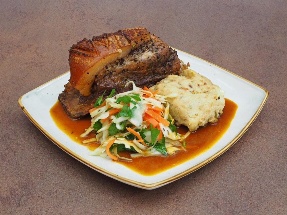 Schäufele Lauch-Speck-Dampfnudel und Omas Soßengewürz: Altes Gewürzamt Schäufele Lauch-Speck-Dampfnudel und Omas Soßengewürz: Altes Gewürzamt