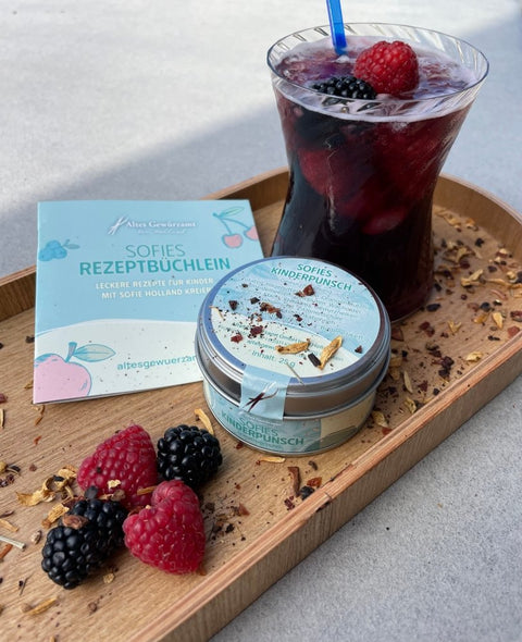 Kinderlimonade mit Sofies Kinderpunsch - www.altesgewuerzamt.de