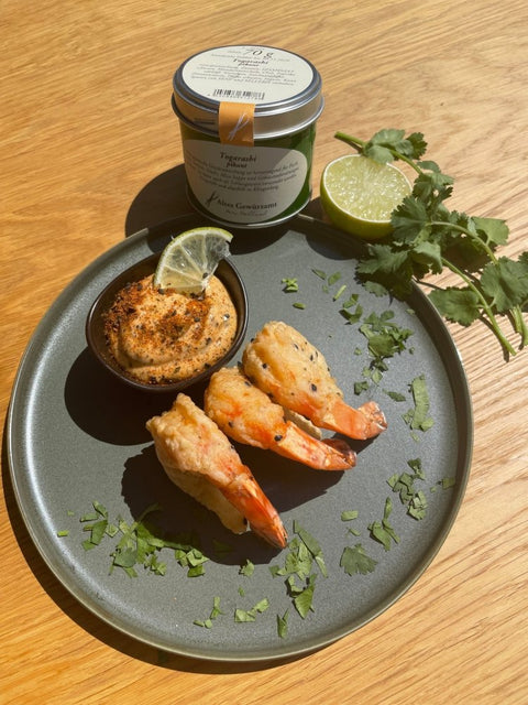 Riesengarnelen im Tempurateig mit Togarashi-Mayonnaise - www.altesgewuerzamt.de