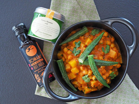 Chana Aloo Masala – Kartoffel-Kichererbsen-Curry mit Curry Mumbai & Okraschoten (Vegan) - www.altesgewuerzamt.de