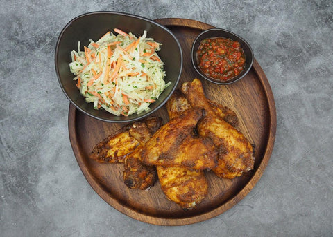 Wings und Drumsticks vom Kikok-Hähnchen mit Kilians BBQwürze, Coleslaw und Smoked Salsa - www.altesgewuerzamt.de