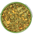 Café de Paris mit Estragon, Kerbel und Dill - Nahaufnahme